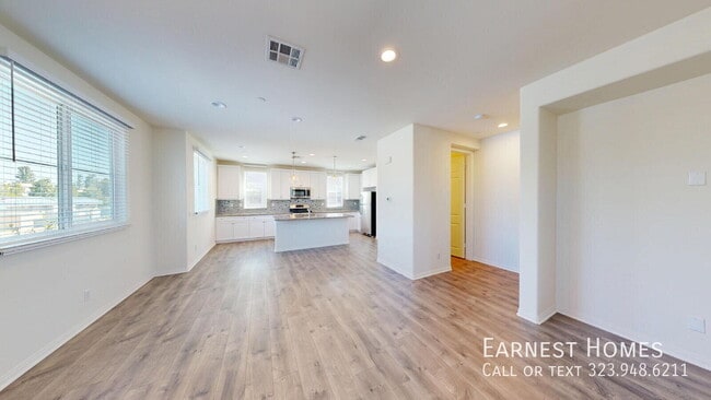 Building Photo - 14834 Nordhoff St