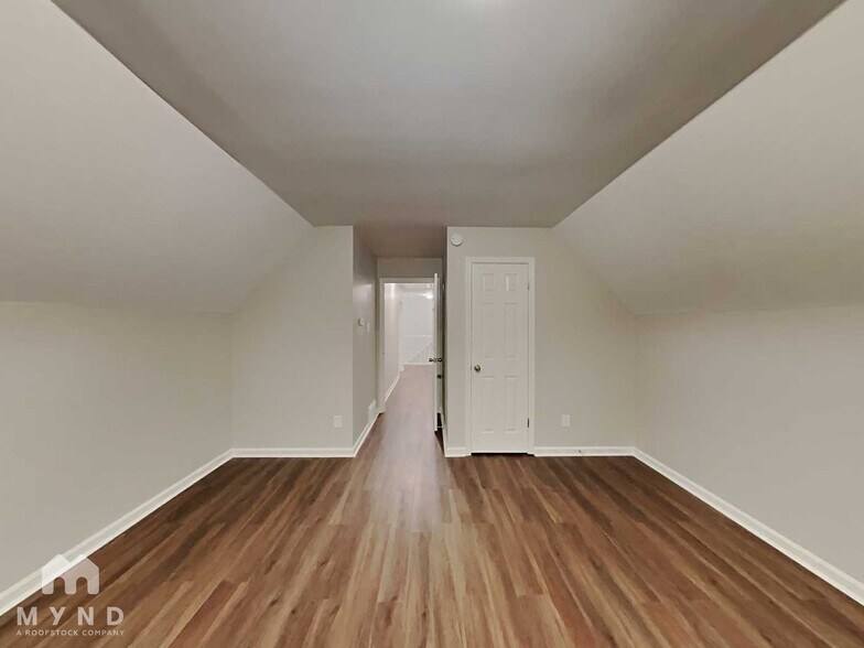 Building Photo - 3332 Nicholas Cove