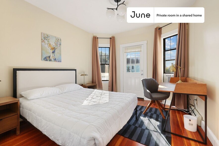 Primary Photo - Room in Shared 4 bed/1 bath home