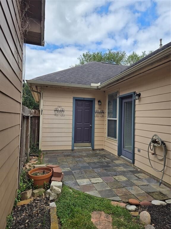 Building Photo - 21619 Shallow Glen Ln