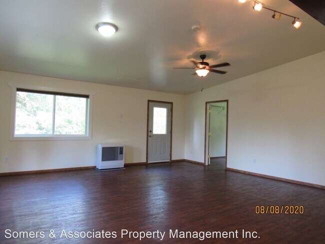 Building Photo - 4 br, 2 bath House - 3530 Rene Dr.