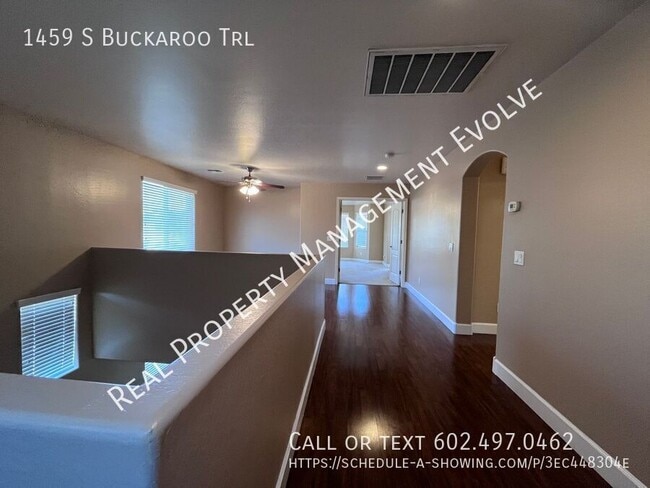 Building Photo - 1459 S Buckaroo Trail