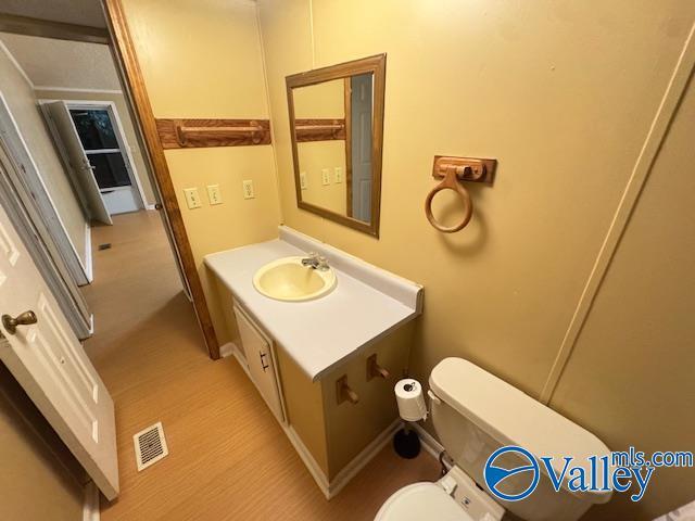 Building Photo - 498 Berry Hollow Rd