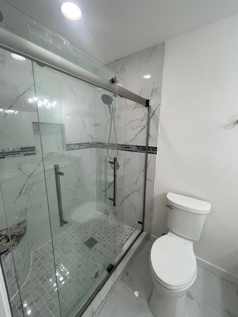 Building Photo - 10029 Hazelhurst Dr