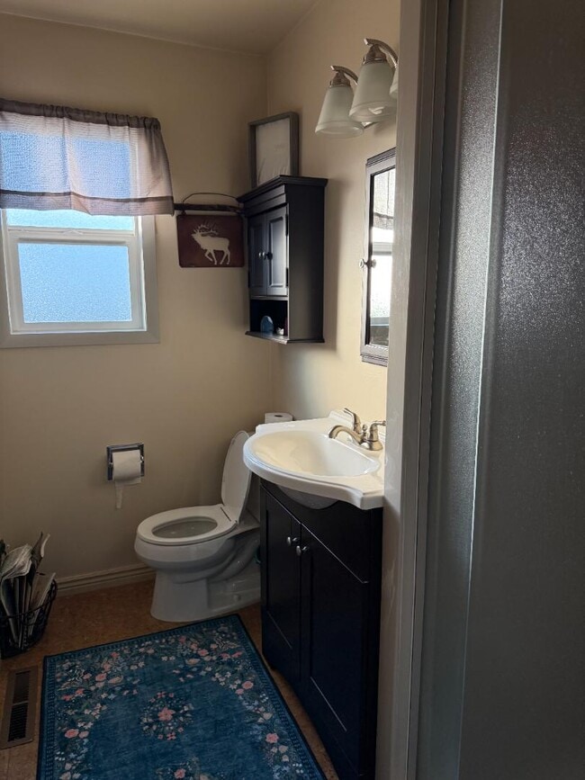 Building Photo - 4114 W Greenbrier Dr