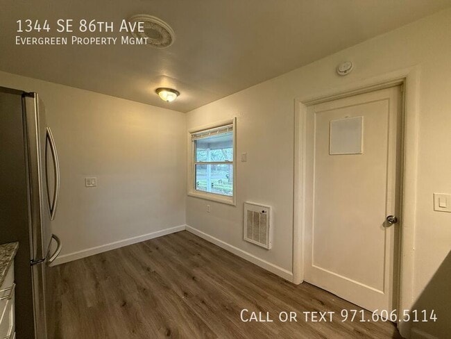 Building Photo - 1344 SE 86th Ave
