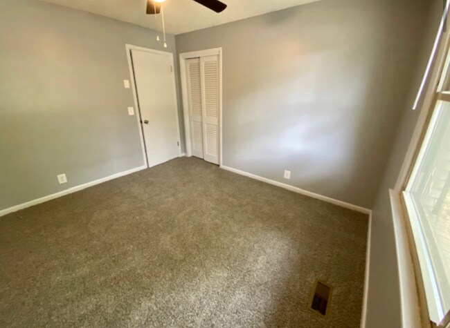 Building Photo - 179 Wessington Pl