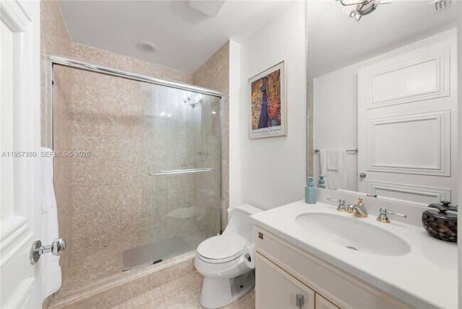 Building Photo - 13633 Deering Bay Dr