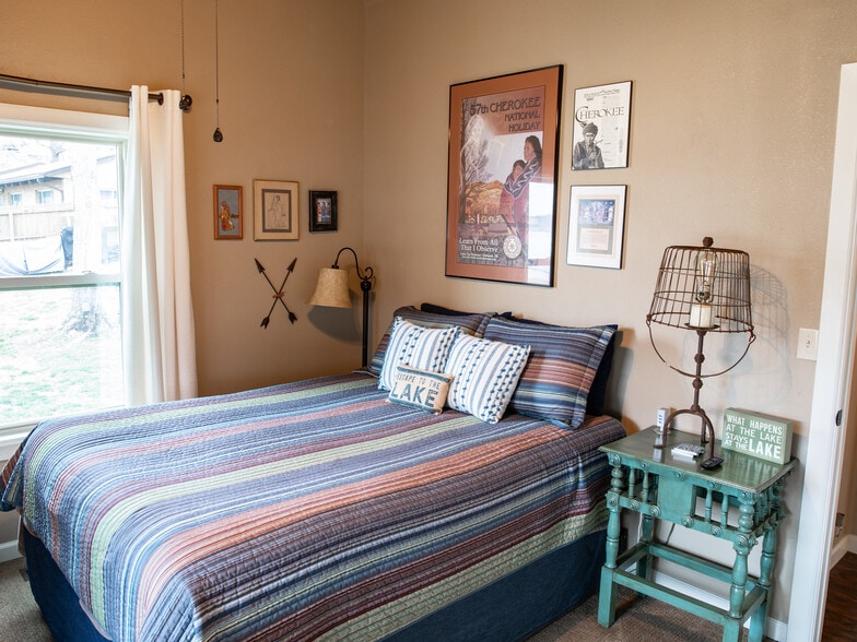 Primary Bedroom - 1114 W 17th St