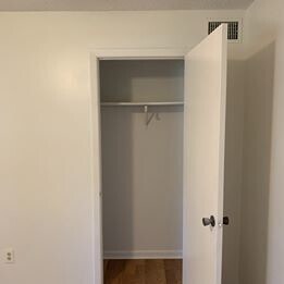 Building Photo - Colony Pine