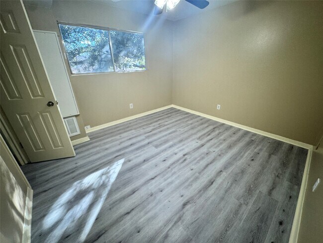 Building Photo - 2201 N Grand Blvd