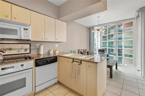 Building Photo - 3370 Hidden Bay Dr