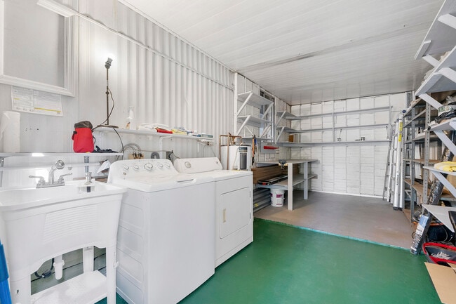 Building Photo - 2879 SW 58th Ct