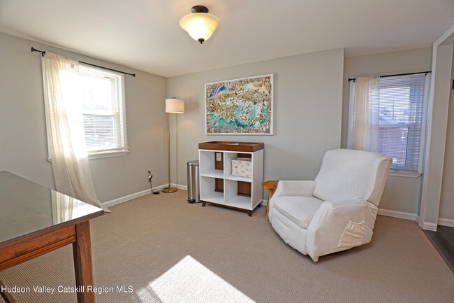 Building Photo - 208 Lucas Ave