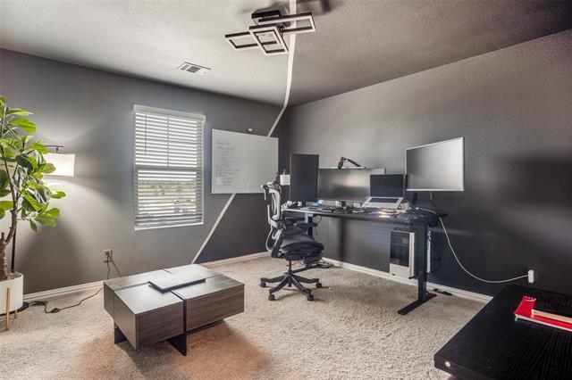 Building Photo - 2401 Linto St