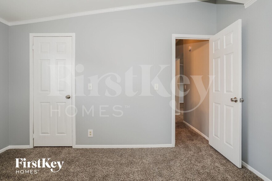 Building Photo - 21035 Sweet Blossom Ln