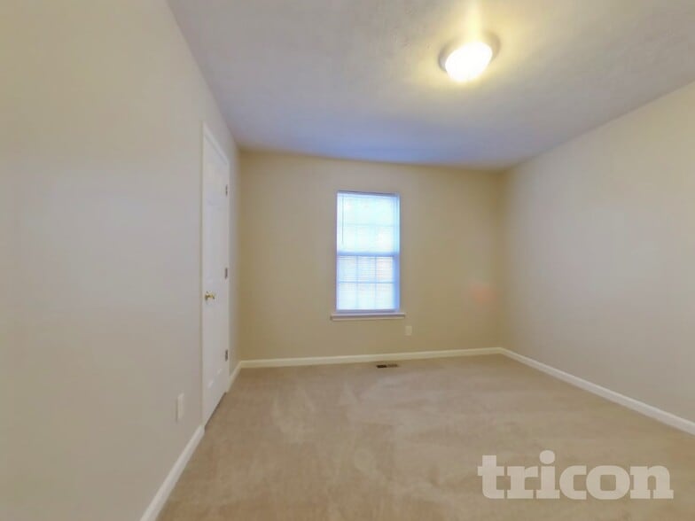 Building Photo - 49 Highlander Way