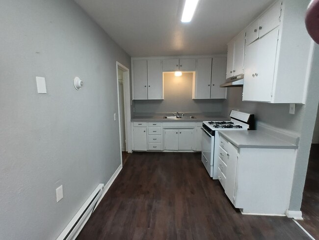 Building Photo - Minutes from Tinker! FIRST FULL MONTH FREE FOR HOLIDAYS