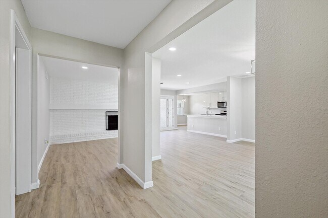 Building Photo - 3434 Jubilee Trl
