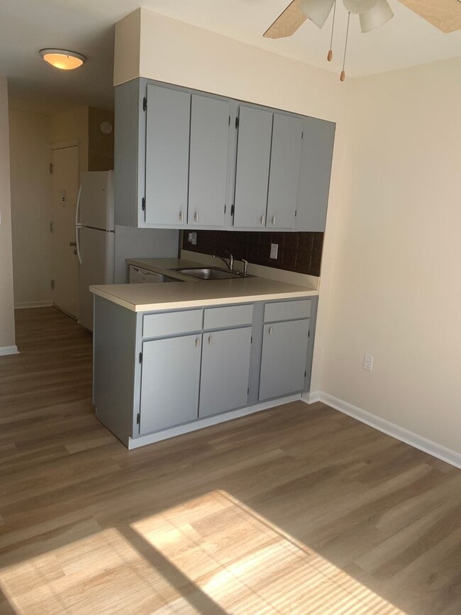 Building Photo - Future Rental! West York SD