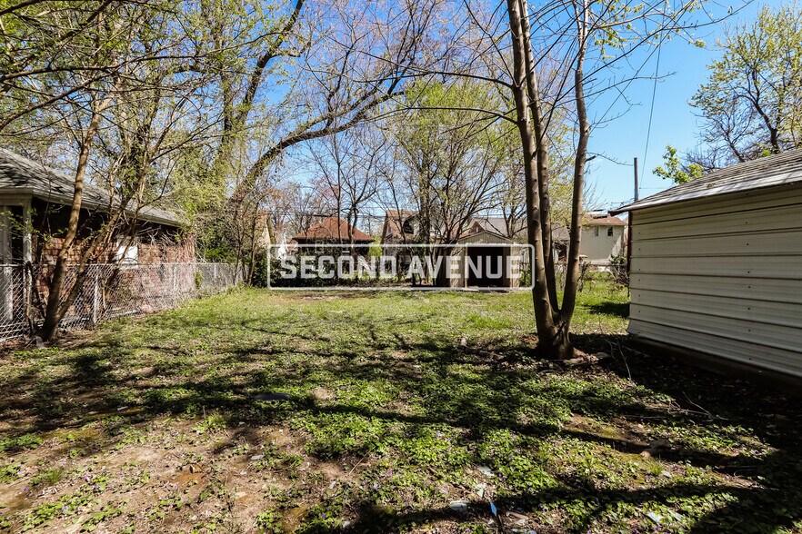 Building Photo - 651 S 37th St