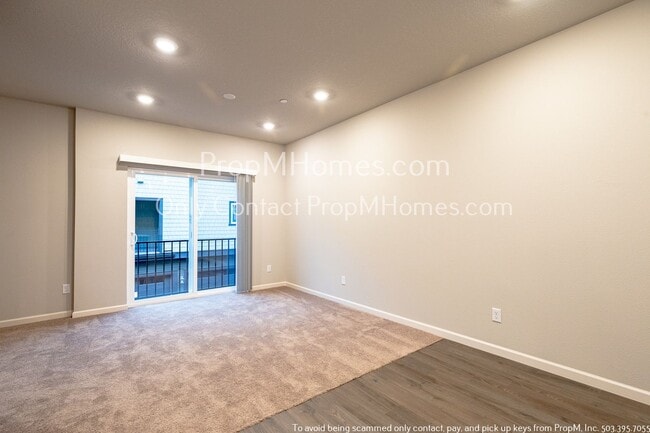 Building Photo - Bright and Relaxing 2-Bedroom in the Heart...