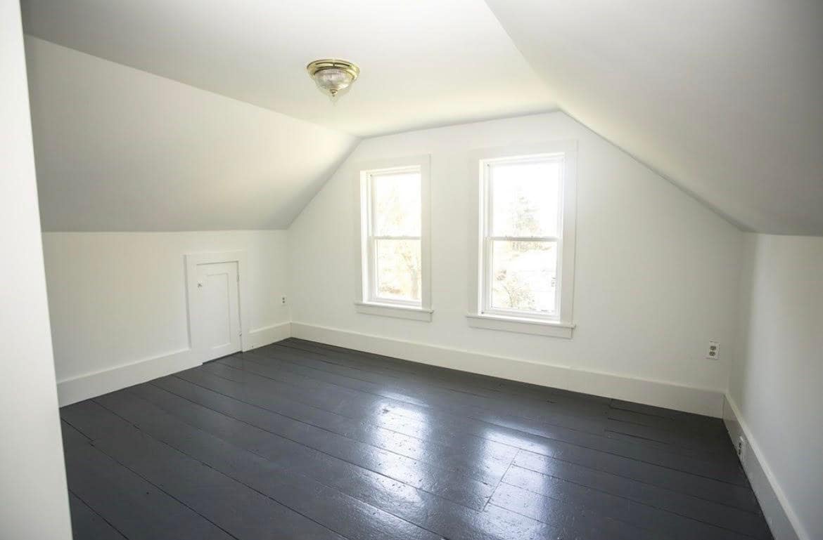 Bedroom 3 - 21 Meadow St