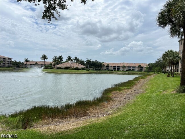 Building Photo - 8450 Kingbird Loop