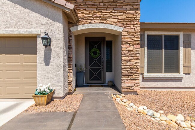 Building Photo - 11810 W Villa Chula Ln