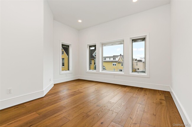 Building Photo - 92 S Highland Ave