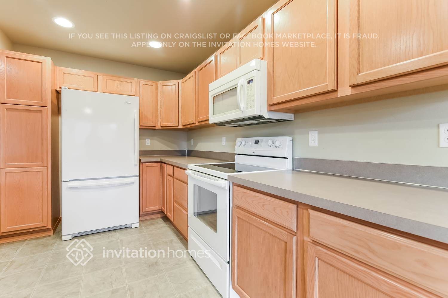 Building Photo - 17729 16th Ave E