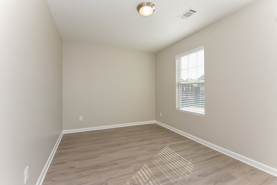 Building Photo - 311 Caledonian Cir