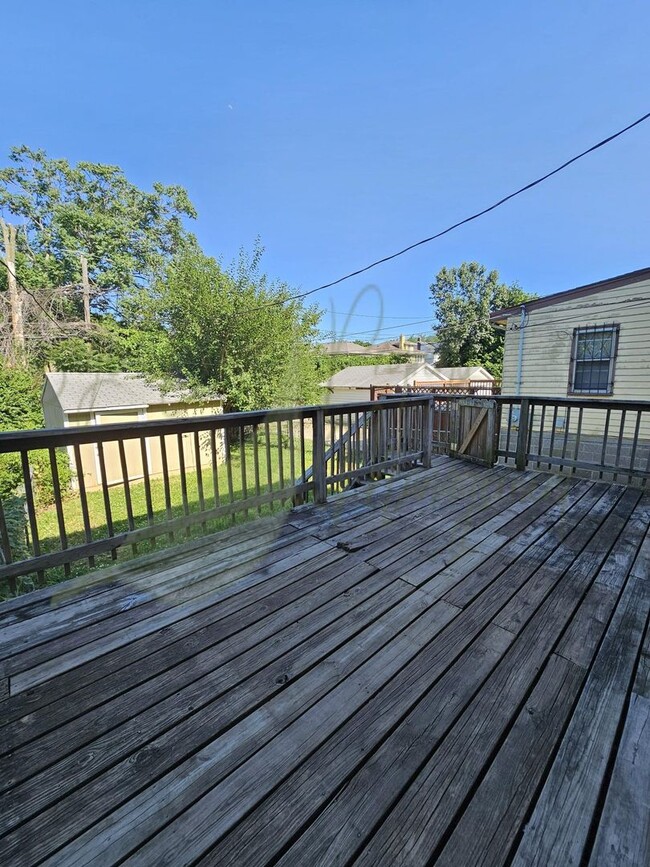 Building Photo - BEAUTIFUL 2-STORY HOME!!!