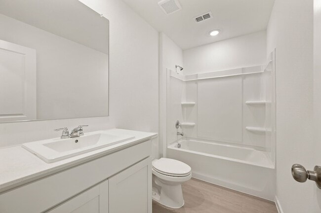 Building Photo - 1340 Blazin Bronco Trl