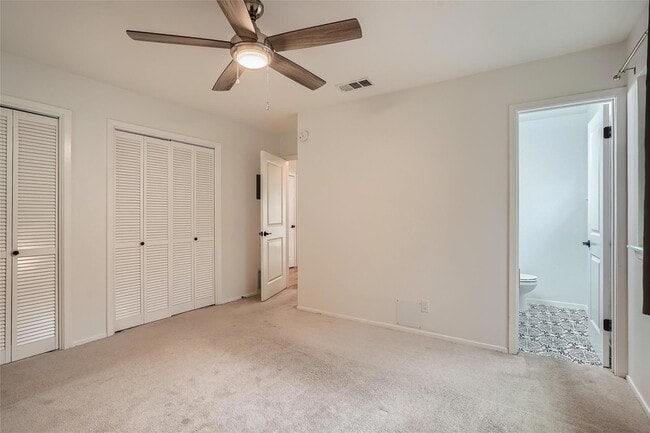 Building Photo - 507 Seminole Dr