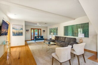 Building Photo - 34507 Camino El Molino