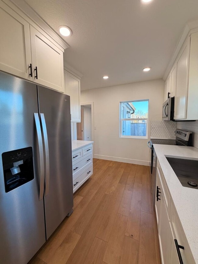 Building Photo - 17775 SW Alexander St