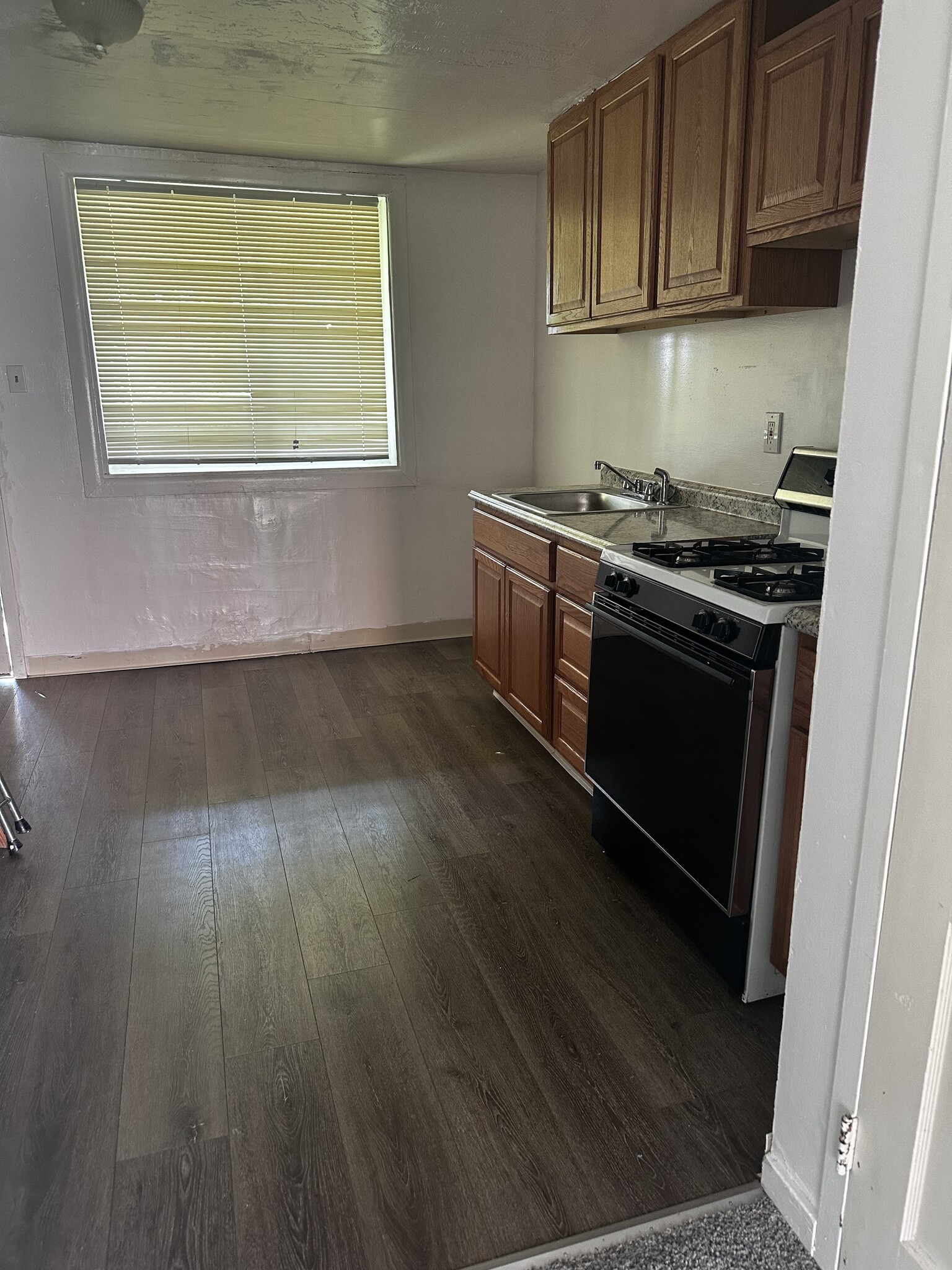 Updated Kitchen - 2405 Lincoln Ave