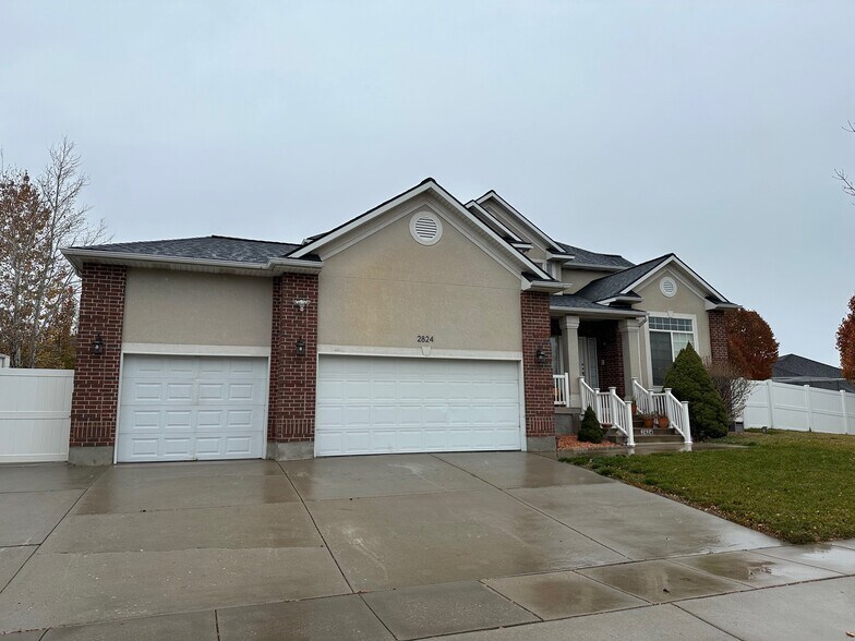 Building Photo - 2824 W Ivory Way