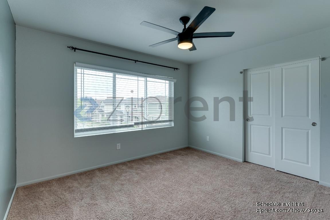 Building Photo - 8624 Adonis Ave NE