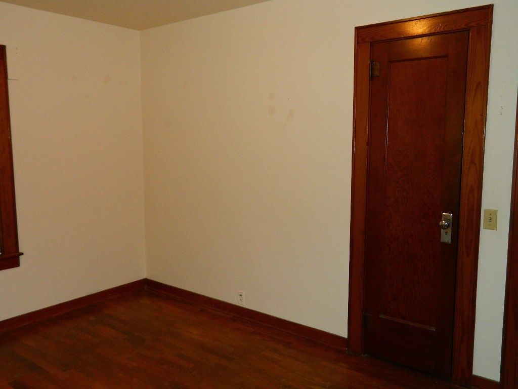 Building Photo - 2718 S Nebraska St