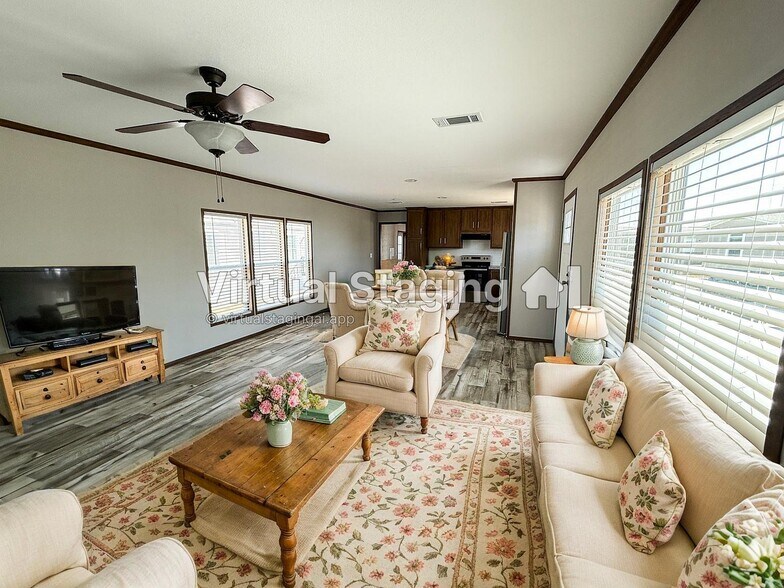 Building Photo - 132 Ponderosa Way