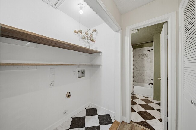 Building Photo - 3403 Dryburgh Ct