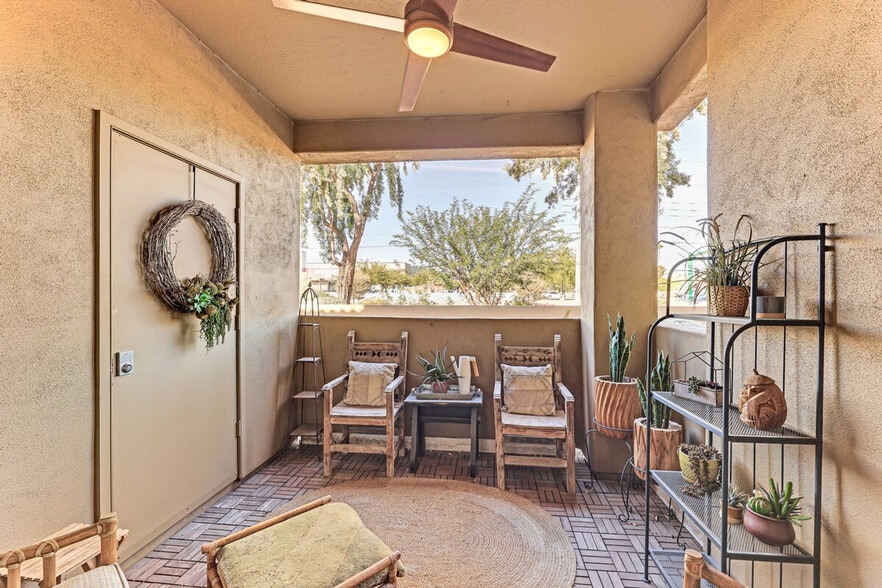 Building Photo - 5335 E Shea Blvd