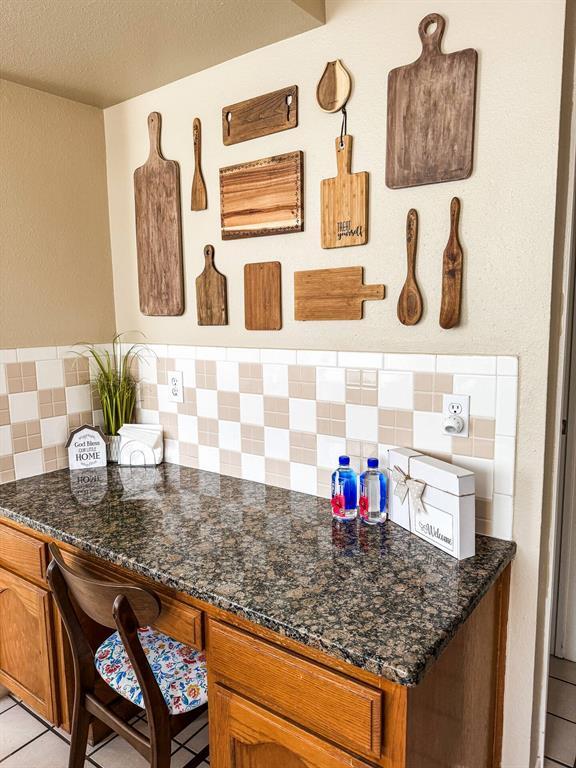 Building Photo - 2109 Spring Hollow Path