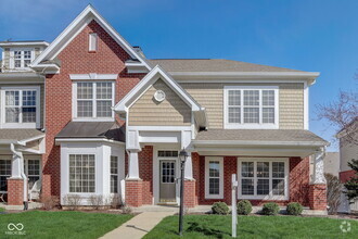 Building Photo - 1242 Pawtucket Dr