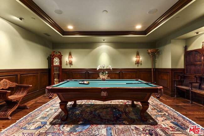 Building Photo - 28 Deep Sea