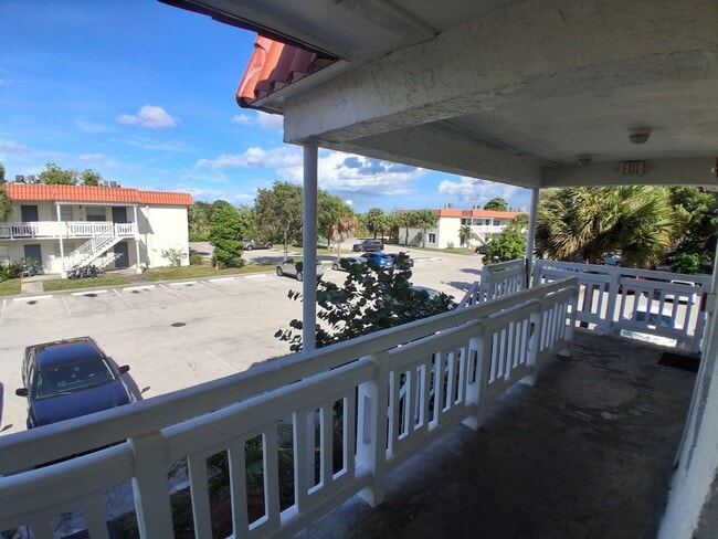 Building Photo - 1333 S Dixie Hwy