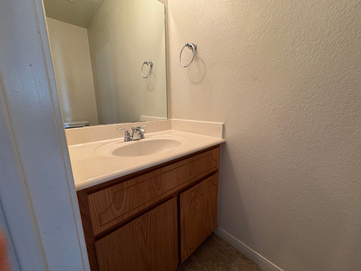 Building Photo - 404 Brittney Way