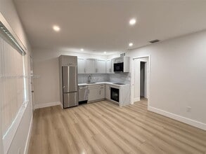 Building Photo - 345 Michigan Ave